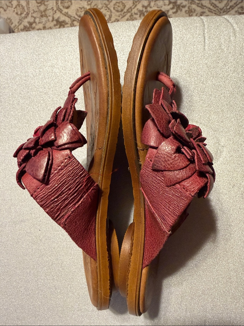 Women's Born Floral Thong Sandal - Burgundy - Picture 4 of 6